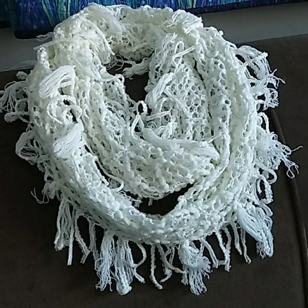 Infinity scarf